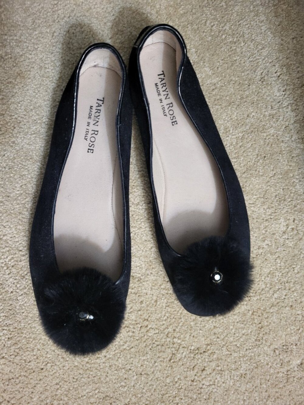 Taryn Rose black ballet slipper sz 38 "Barika"